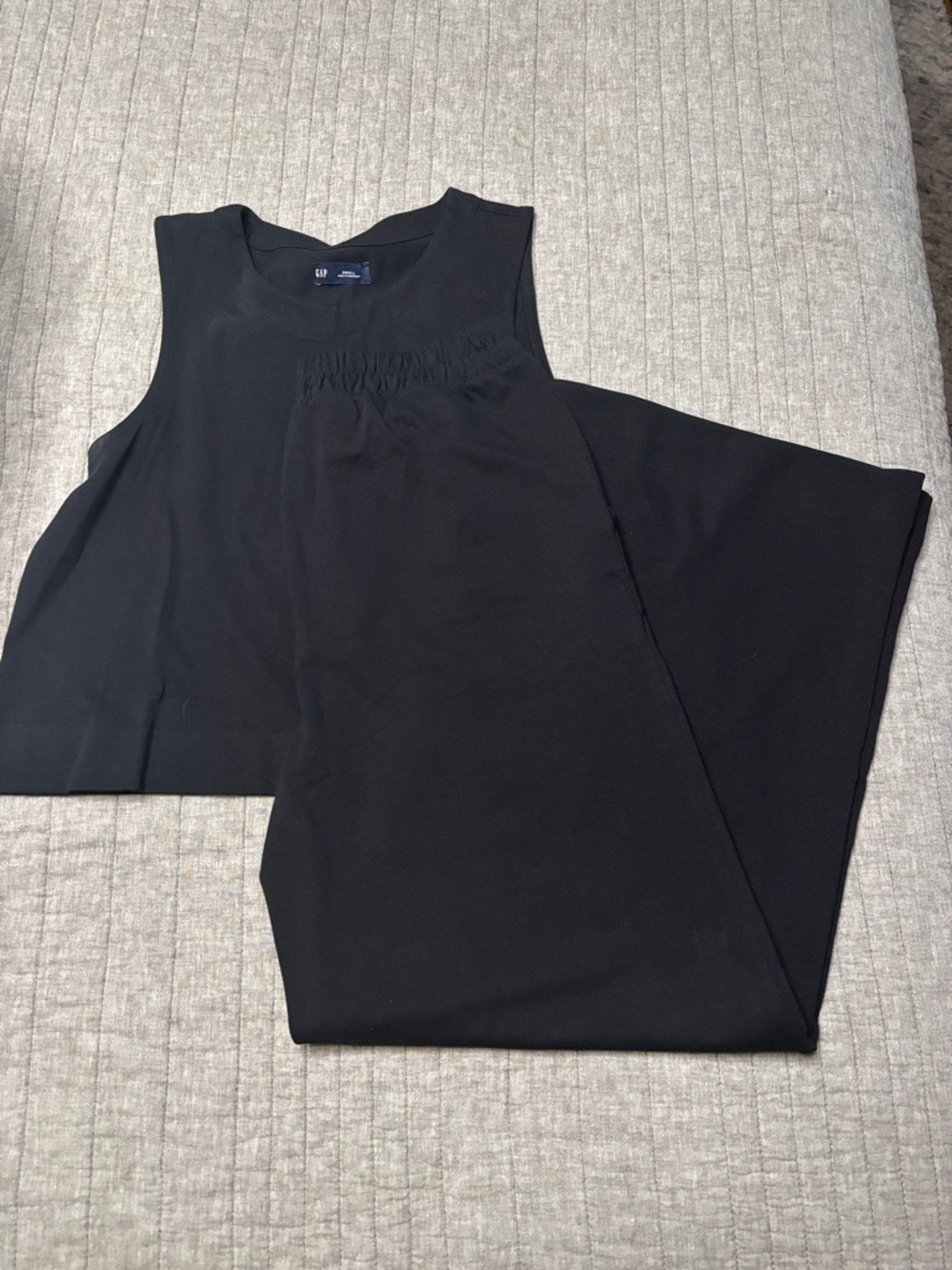 GAP Black Sleeveless Jumpsuit